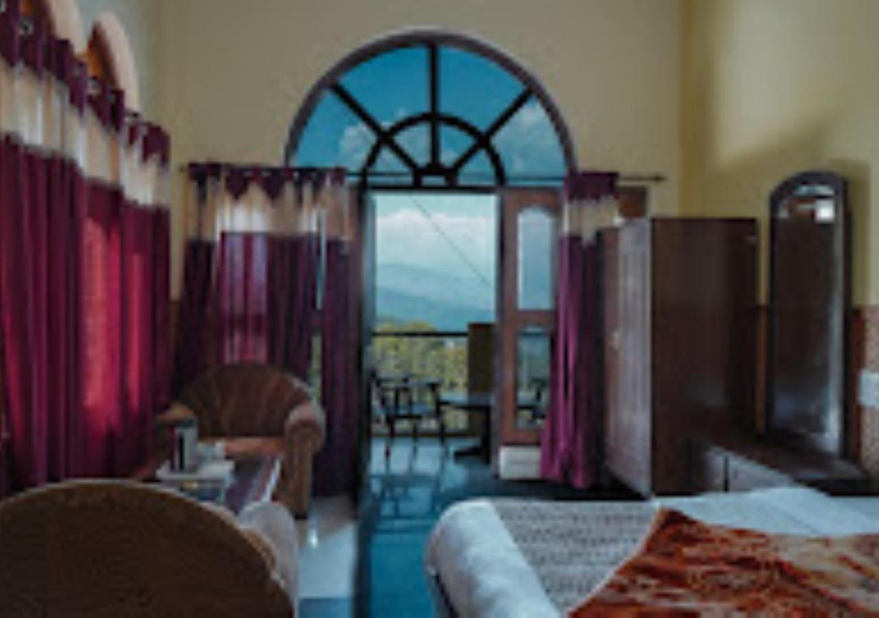 Himalaya Mount View Resort Uttarakhand 코사니 외부 사진